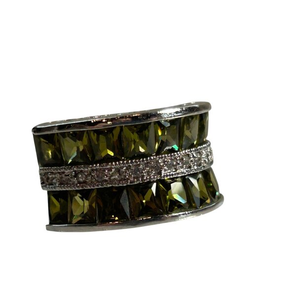 Park Lane Ring Silver Tone Green Crystal Band Statement Cocktail Jewelry 8.5 - Picture 2 of 11